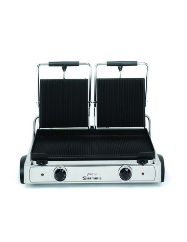 Plancha snack eléctrica acanalada doble de hierro fundido.